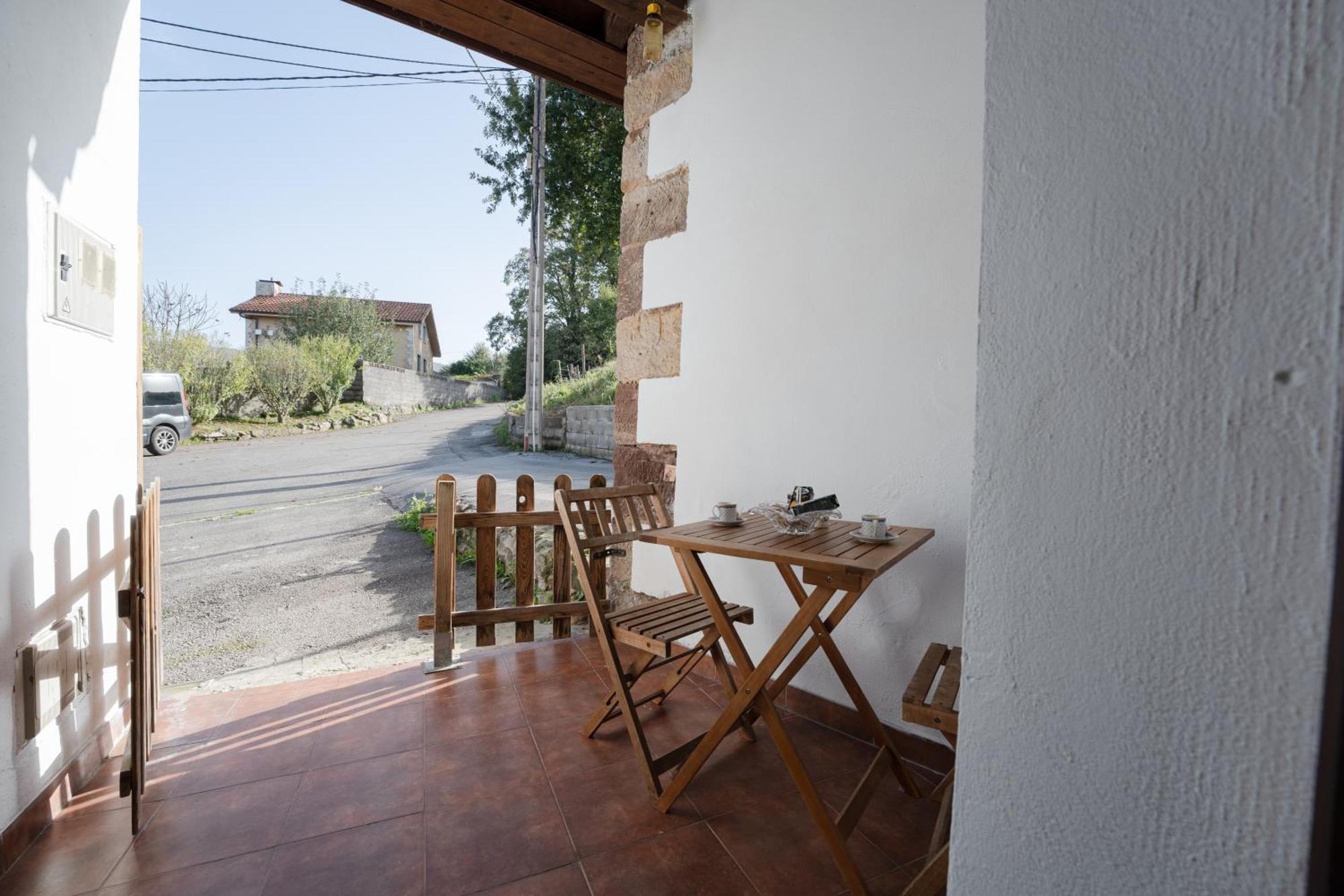 La Casita Del Puente Viejo Villa Oruna Eksteriør billede